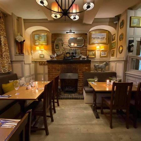 The Bull Hotel Stony Stratford Eksteriør bilde