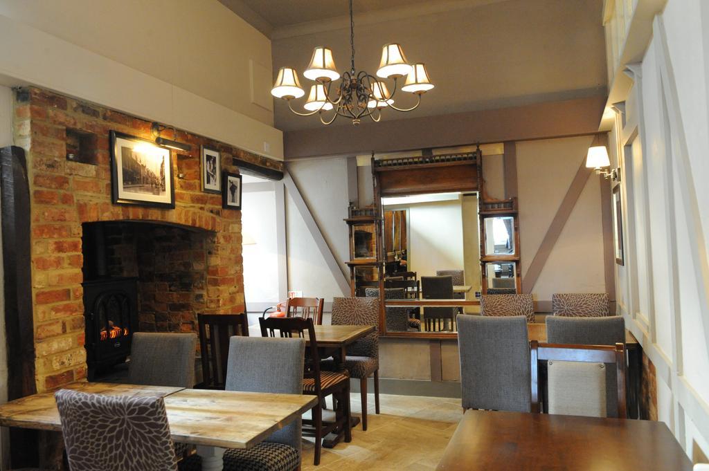 The Bull Hotel Stony Stratford Eksteriør bilde