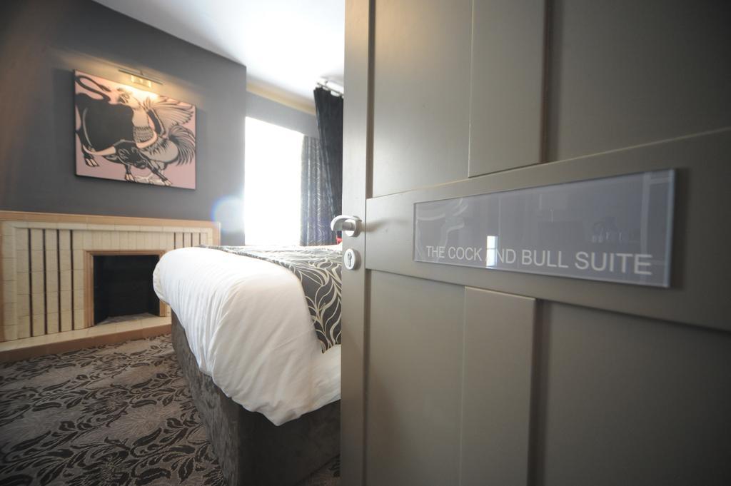The Bull Hotel Stony Stratford Eksteriør bilde