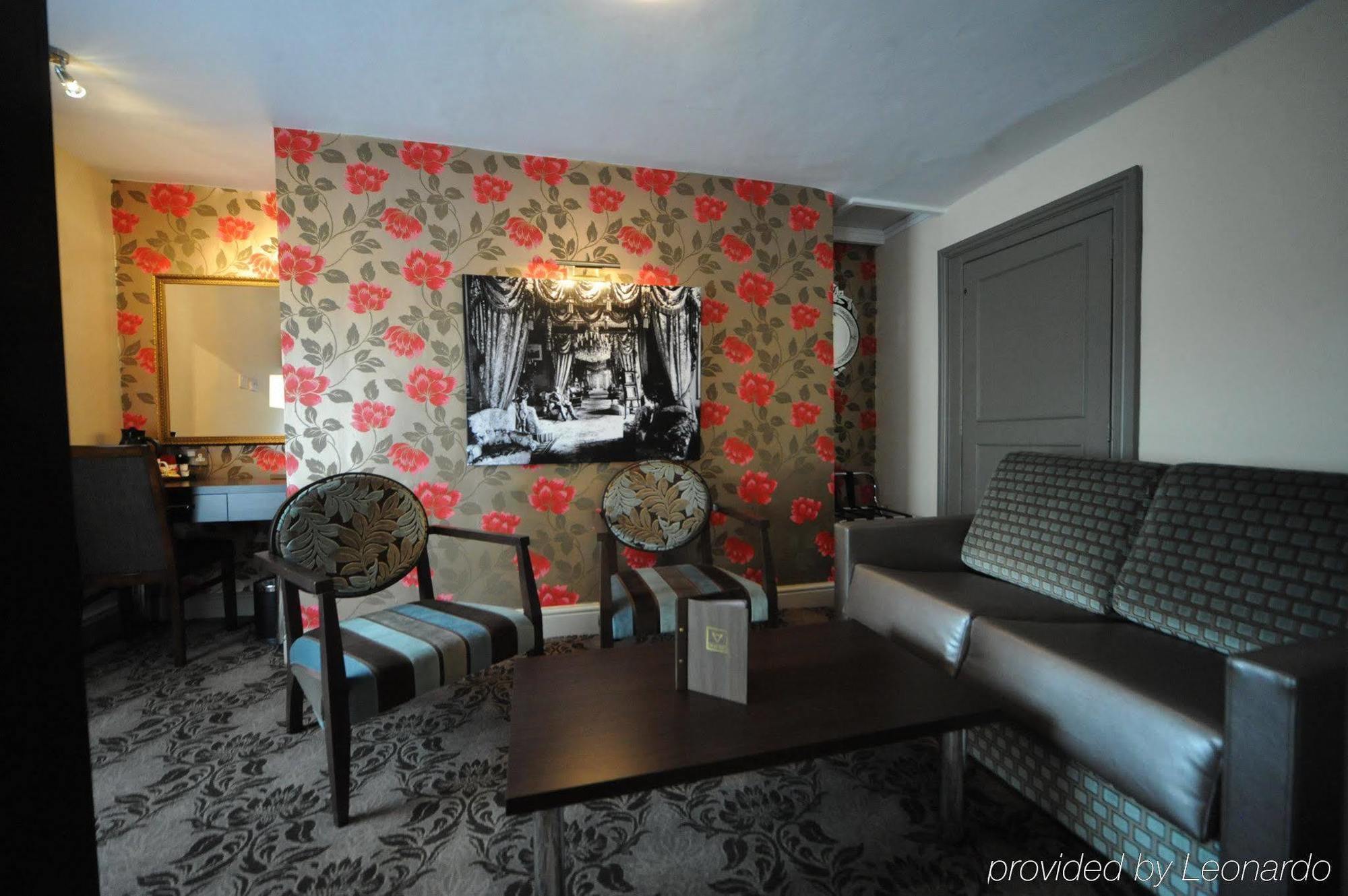 The Bull Hotel Stony Stratford Eksteriør bilde